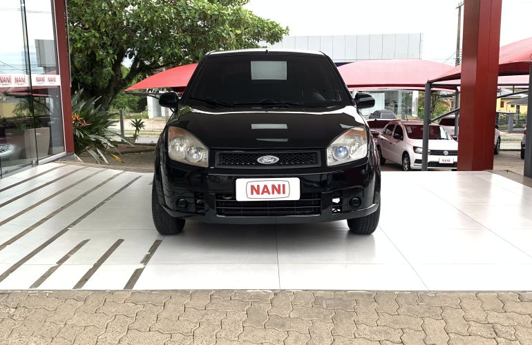 Ford Fiesta Sedan 1.6 (Flex) - Foto #2