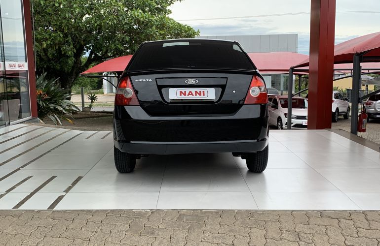 Ford Fiesta Sedan 1.6 (Flex) - Foto #6