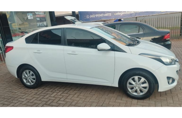 Hyundai HB20S 1.6 Comfort Plus - Foto #4