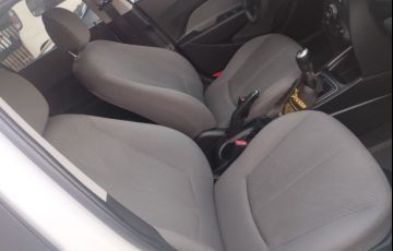 Hyundai HB20S 1.6 Comfort Plus - Foto #8