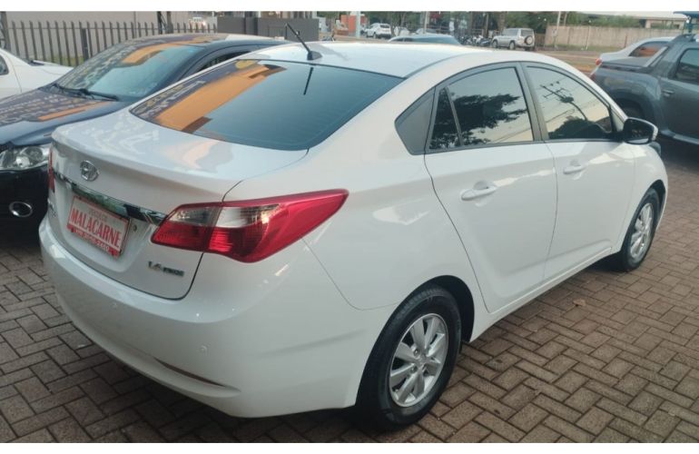 Hyundai HB20S 1.6 Comfort Plus - Foto #10