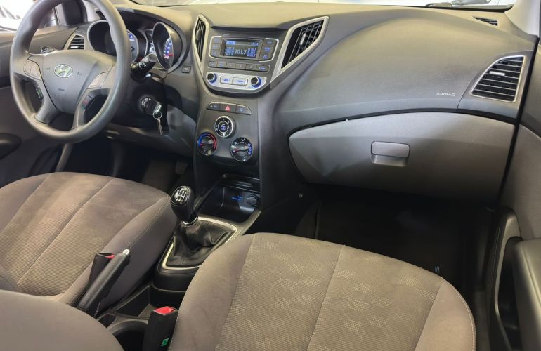 Hyundai Hb20s 1.6 Comfort Style 16v - Foto #10