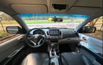 Mitsubishi L200 Triton 3.2 Hpe 4x4 CD 16V Turbo Intercooler Diesel 4p Automático - Foto #6