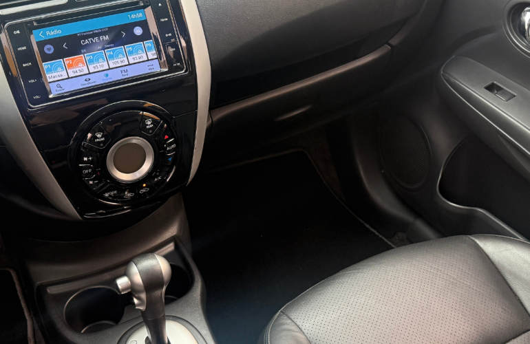 Nissan Versa 1.6 16V Unique CVT (Flex) - Foto #5