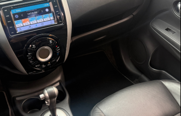 Nissan Versa 1.6 16V Unique CVT (Flex) - Foto #5