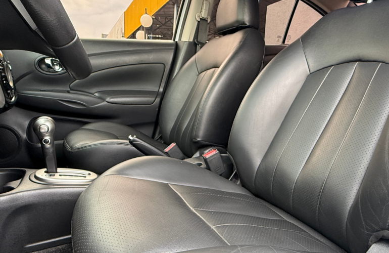 Nissan Versa 1.6 16V Unique CVT (Flex) - Foto #6