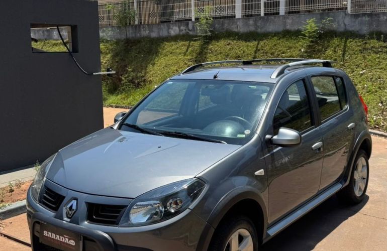 Renault Sandero 1.6 Stepway 16v - Foto #2