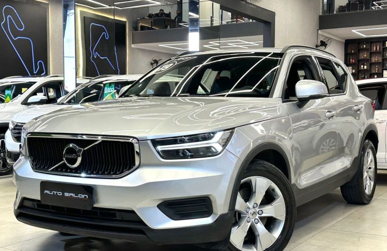 Volvo XC40 2.0 T4 - Foto #3