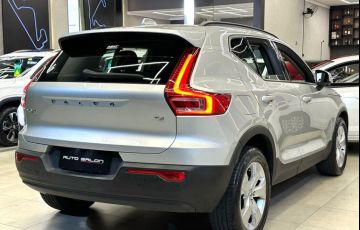 Volvo XC40 2.0 T4 - Foto #6