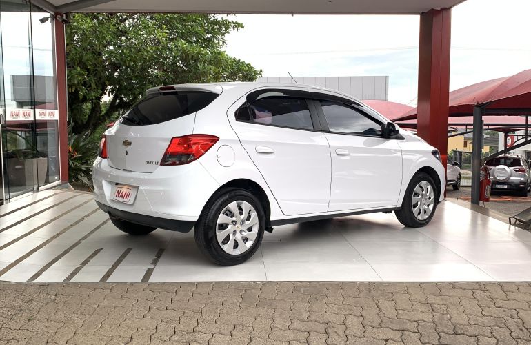 Chevrolet Onix 1.4 LT SPE/4 - Foto #4