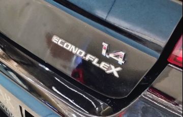 Chevrolet Prisma 1.4 MPFi Maxx 8v - Foto #9