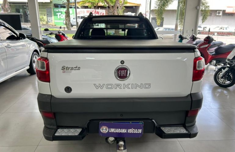 Fiat Strada Hard Working 1.4 (Flex) - Foto #5