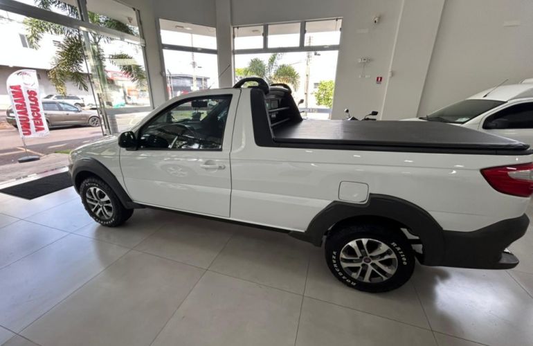 Fiat Strada Hard Working 1.4 (Flex) - Foto #8