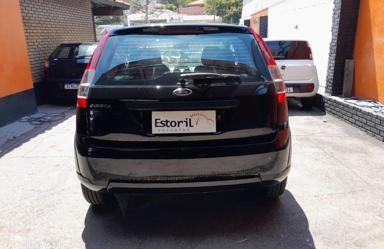 Ford Fiesta 1.0 MPi Hatch 8v - Foto #5