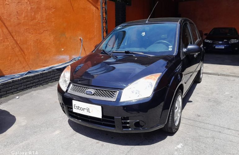 Ford Fiesta 1.0 MPi Hatch 8v - Foto #9