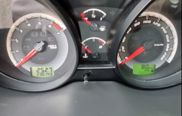 Ford Fiesta Sedan 1.6 Rocam (Flex) - Foto #5