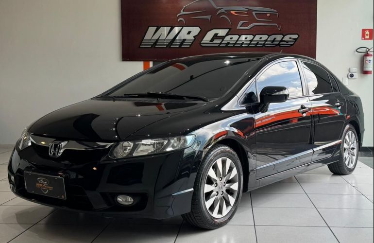 Honda Civic 1.8 Lxl 16v - Foto #2