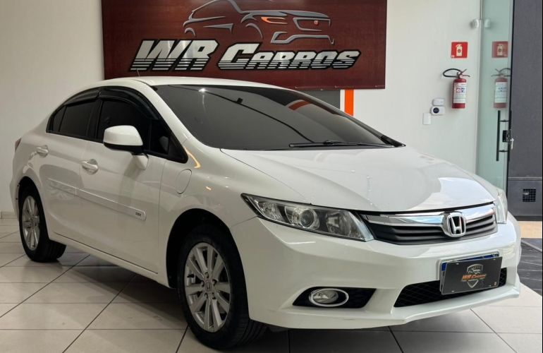 Honda Civic 1.8 LXS 16v - Foto #1