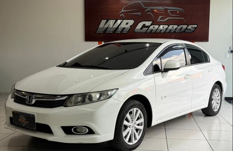 Honda Civic 1.8 LXS 16v - Foto #2