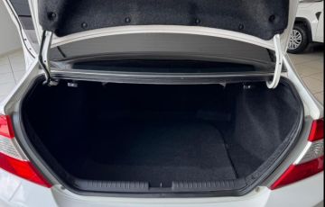 Honda Civic 1.8 LXS 16v - Foto #9