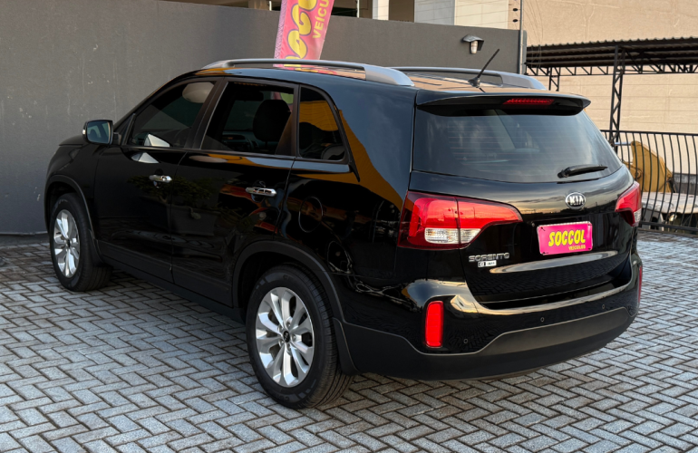Kia Sorento 2.4 EX (Aut) - Foto #9