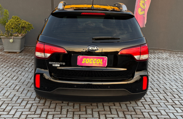 Kia Sorento 2.4 EX (Aut) - Foto #10