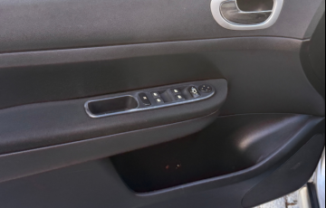 Peugeot 307 Hatch. Presence Pack 1.6 16V - Foto #5