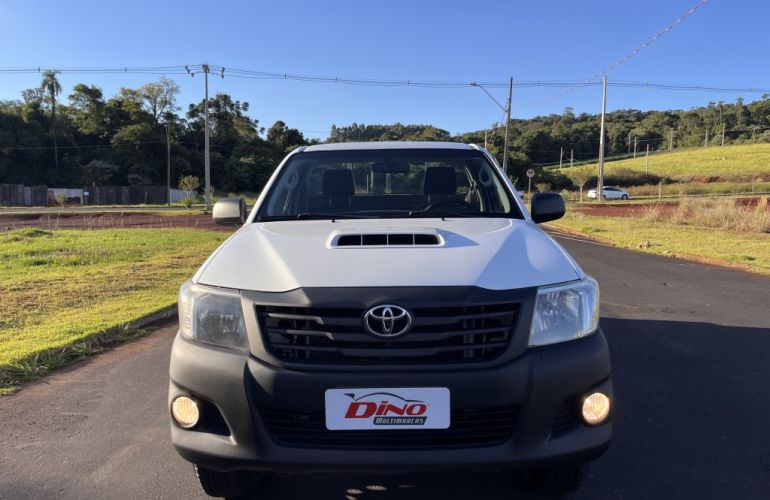 Toyota Hilux 3.0 TDI 4x4 CS Chassi - Foto #2