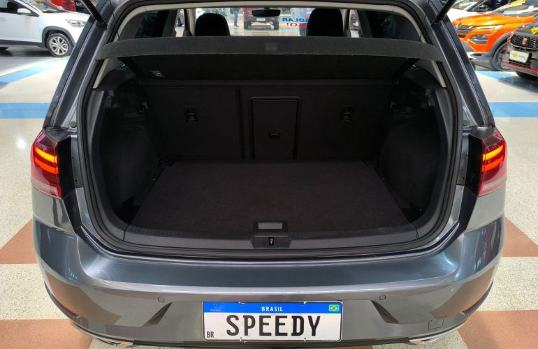 Volkswagen Golf 1.0 200 TSi Total Comfortline - Foto #9