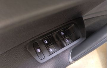 Volkswagen Golf 1.0 200 TSi Total Comfortline - Foto #10
