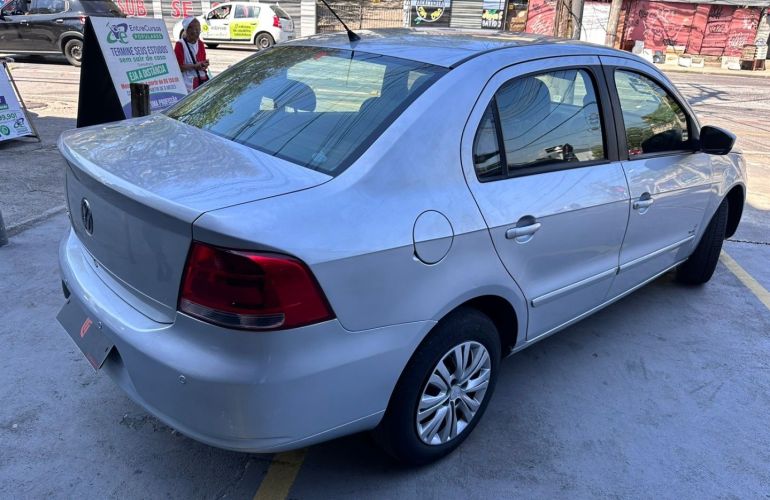 Volkswagen Voyage 1.6 Mi Comfortline 8V Flex 4p Manual - Foto #4