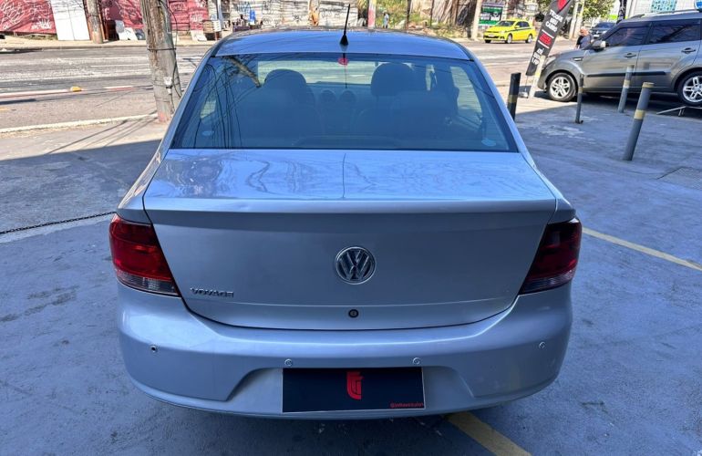 Volkswagen Voyage 1.6 Mi Comfortline 8V Flex 4p Manual - Foto #5