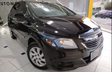 Chevrolet Onix 1.4 MPFi LT 8v - Foto #3