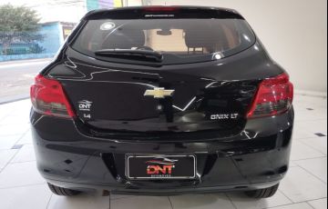 Chevrolet Onix 1.4 MPFi LT 8v - Foto #5