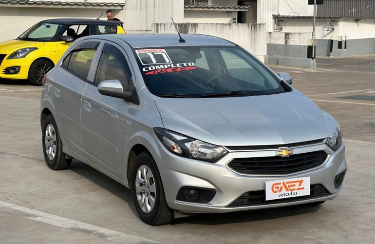 Chevrolet Onix 1.0 MPFi LT 8v - Foto #2