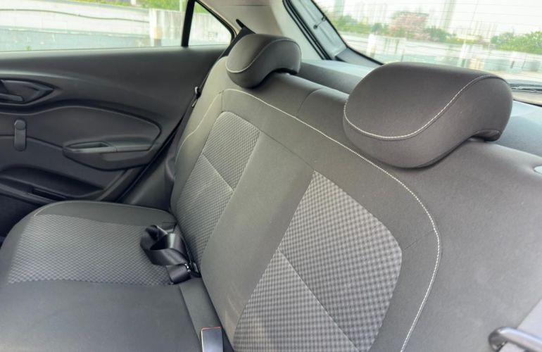 Chevrolet Onix 1.0 MPFi LT 8v - Foto #10