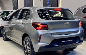 Chevrolet Onix 1.0 LT - Foto #4
