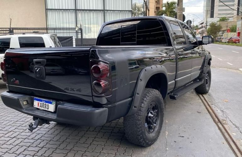 Dodge Ram 6.7 2500 Laramie 4x4 CD I6 Turbo - Foto #4