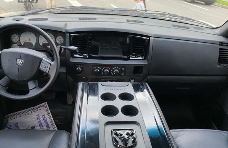 Dodge Ram 6.7 2500 Laramie 4x4 CD I6 Turbo - Foto #7