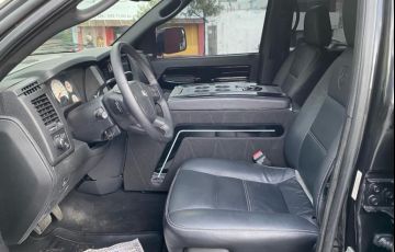 Dodge Ram 6.7 2500 Laramie 4x4 CD I6 Turbo - Foto #9