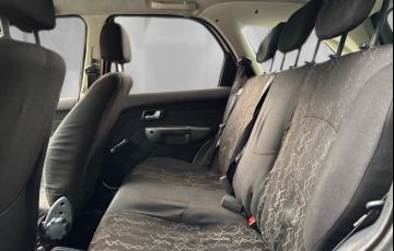 Fiat Palio 1.4 Trekking Weekend 8v - Foto #9