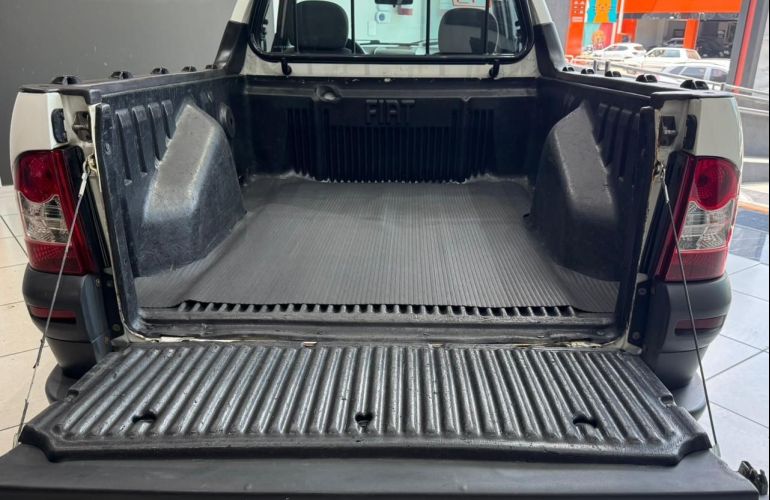 Fiat Strada 1.4 MPi Working CS 8v - Foto #8