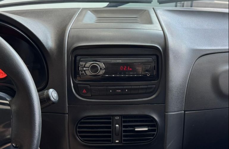 Fiat Strada 1.4 MPi Working CS 8v - Foto #10