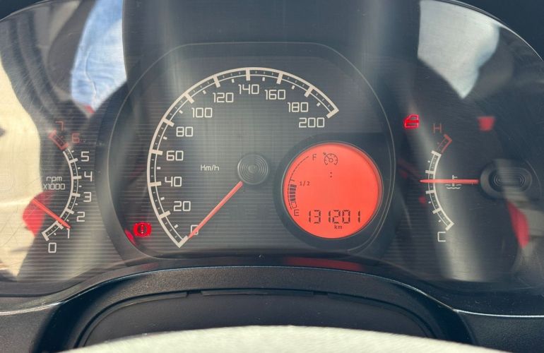 Fiat Strada 1.4 MPi Hard Working CS 8v - Foto #9