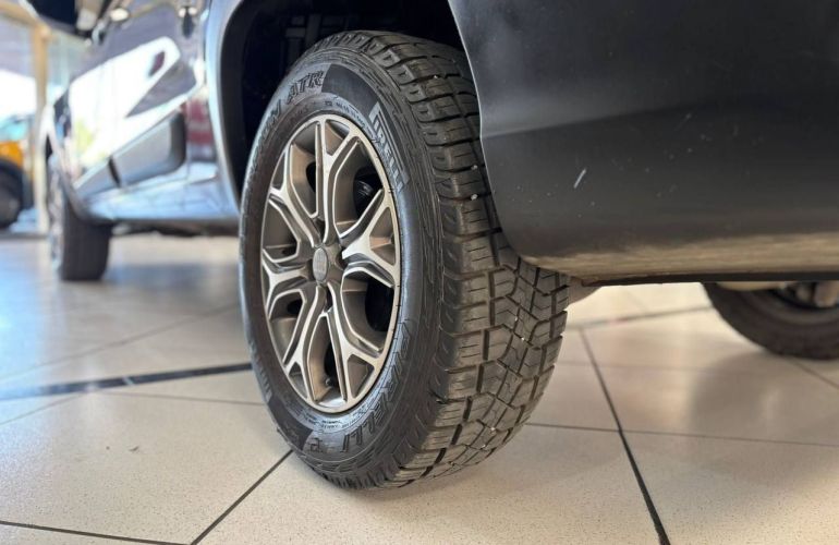 Fiat Strada 1.3 Firefly Volcano Cd - Foto #8