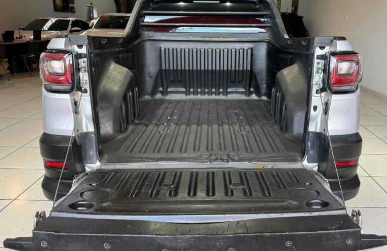 Fiat Strada 1.4 Fire Endurance Cs - Foto #8