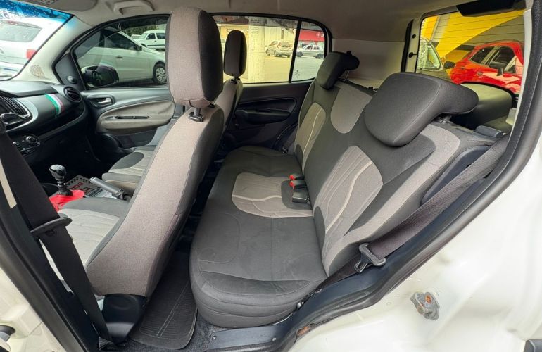 Fiat Uno 1.0 Evo Way 8v - Foto #8