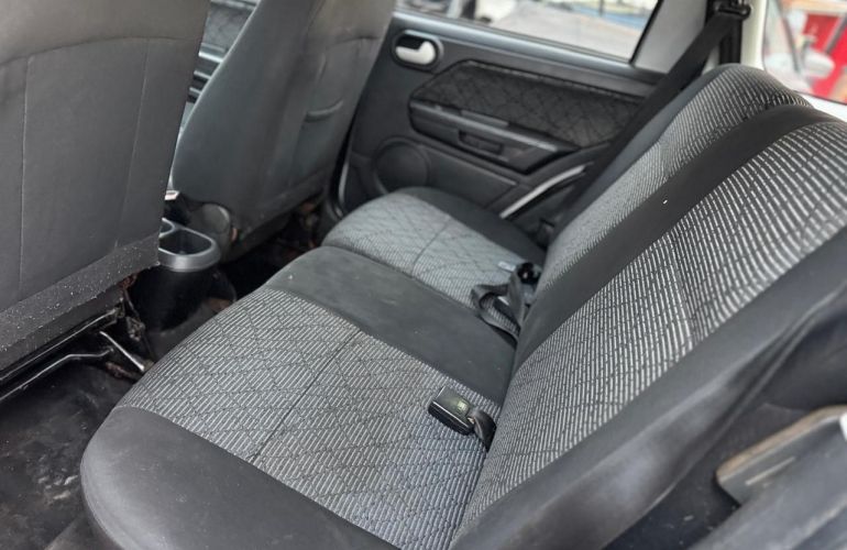 Ford Ecosport 1.6 Freestyle 8v - Foto #9