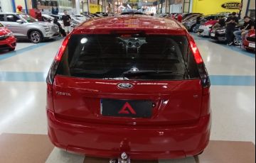 Ford Fiesta 1.6 MPi Class Hatch 8v - Foto #5