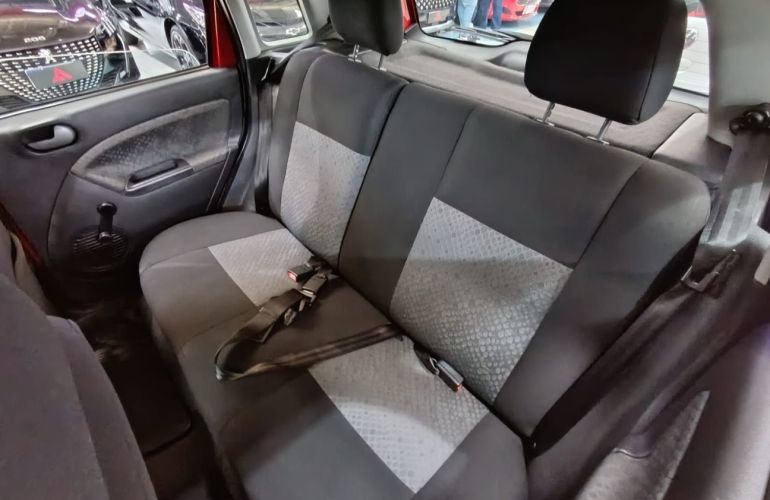 Ford Fiesta 1.6 MPi Class Hatch 8v - Foto #9